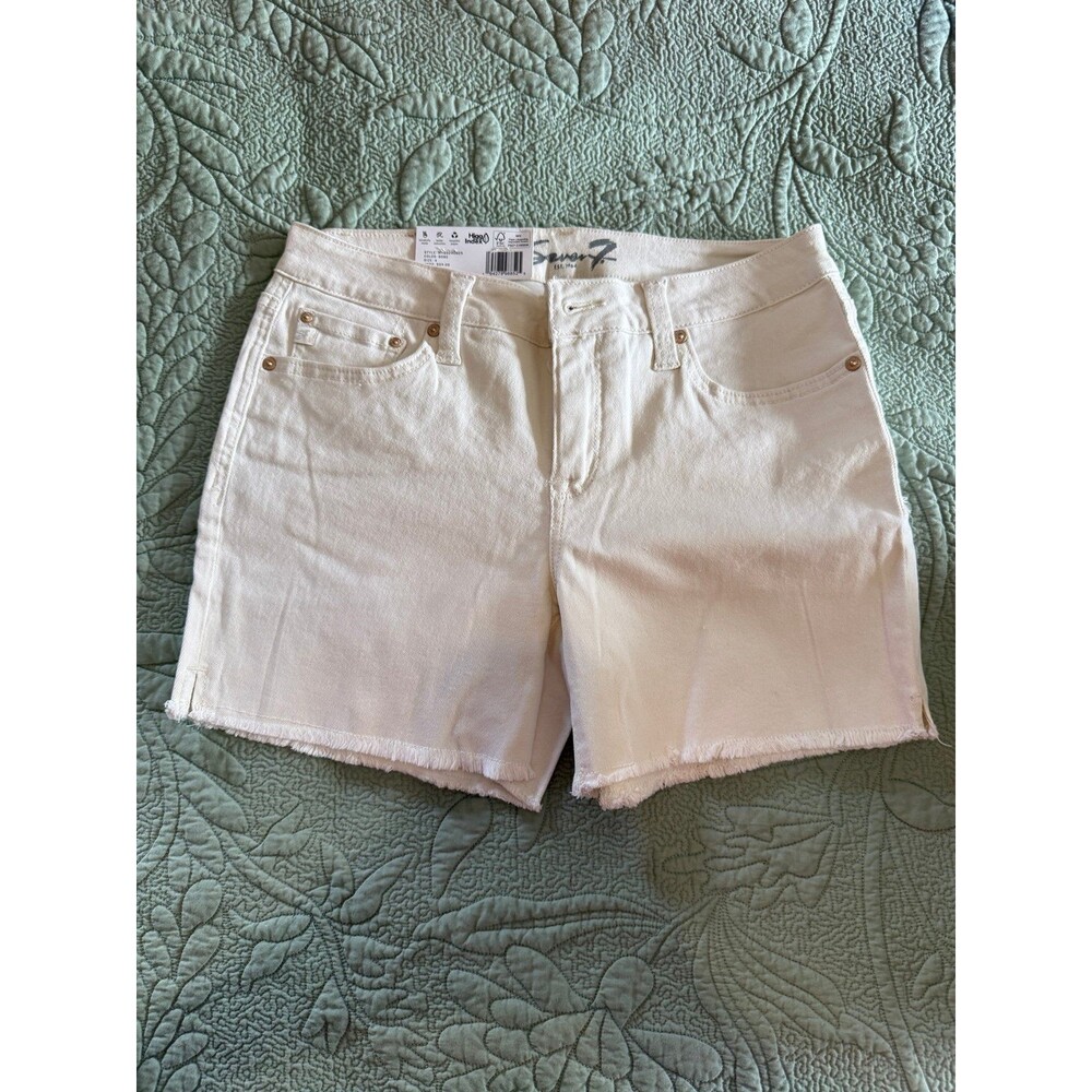Seven7 White Size 4 Weekend Shorts